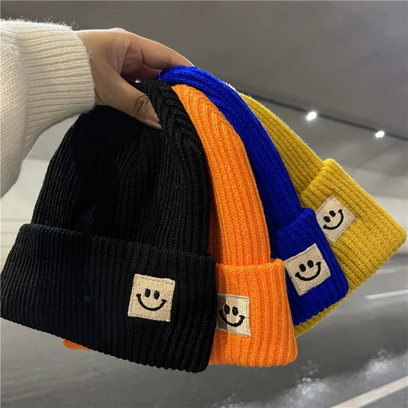 Cute Smiling Face Women's Autumn and Winter Black Wool Hat