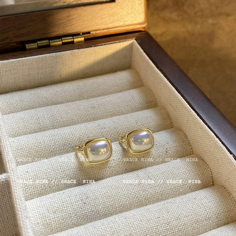 Niche Style Fall and Winter Fancy White Best Selling Women's Pearl