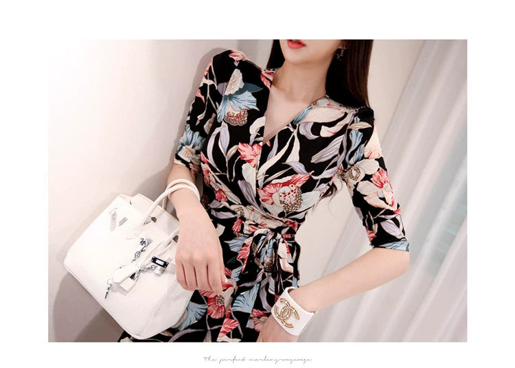 New Spring and Summer One-Piece Print Dress Shoelace Fashion Long Skirt Slim Looking High Elegant V Neck Slim Dress