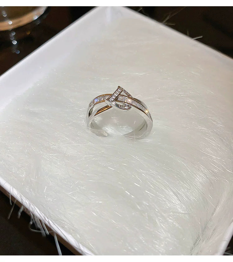 Fashion Stylish Letter D Open-End Zircon Ring Female 2024 New Arrival Niche Design Cold Wind Index Finger Ring