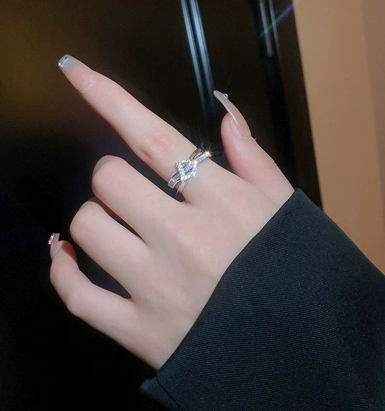Fashion Stylish Letter D Open-End Zircon Ring Female 2024 New Arrival Niche Design Cold Wind Index Finger Ring