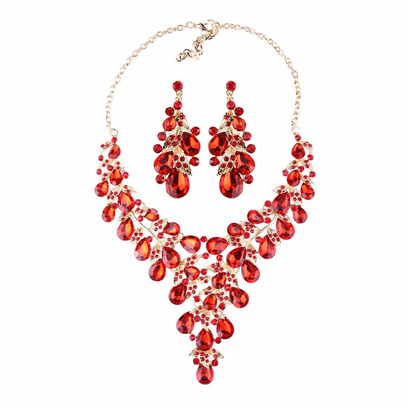 Fashion Crystal Clavicle Chain Women's Curve Photography Gem
