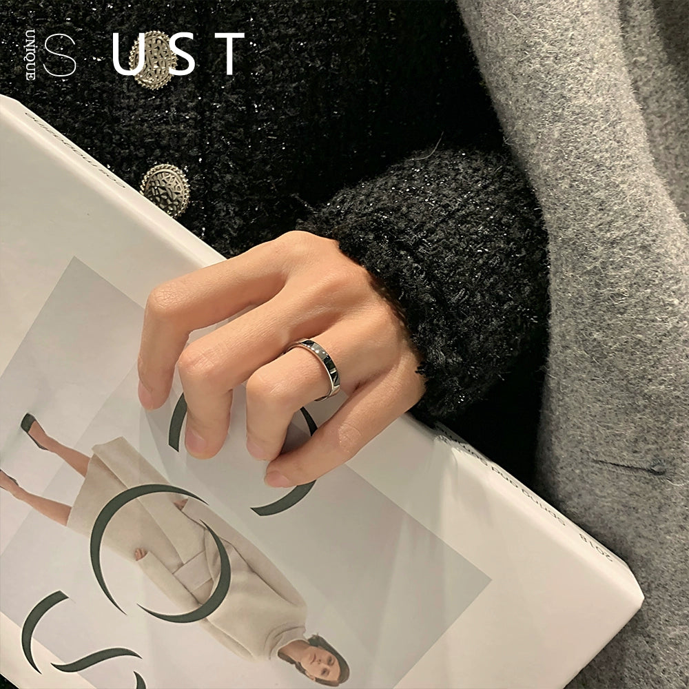 INS Titanium Steel Single Non-Fading Female Lettering Ring