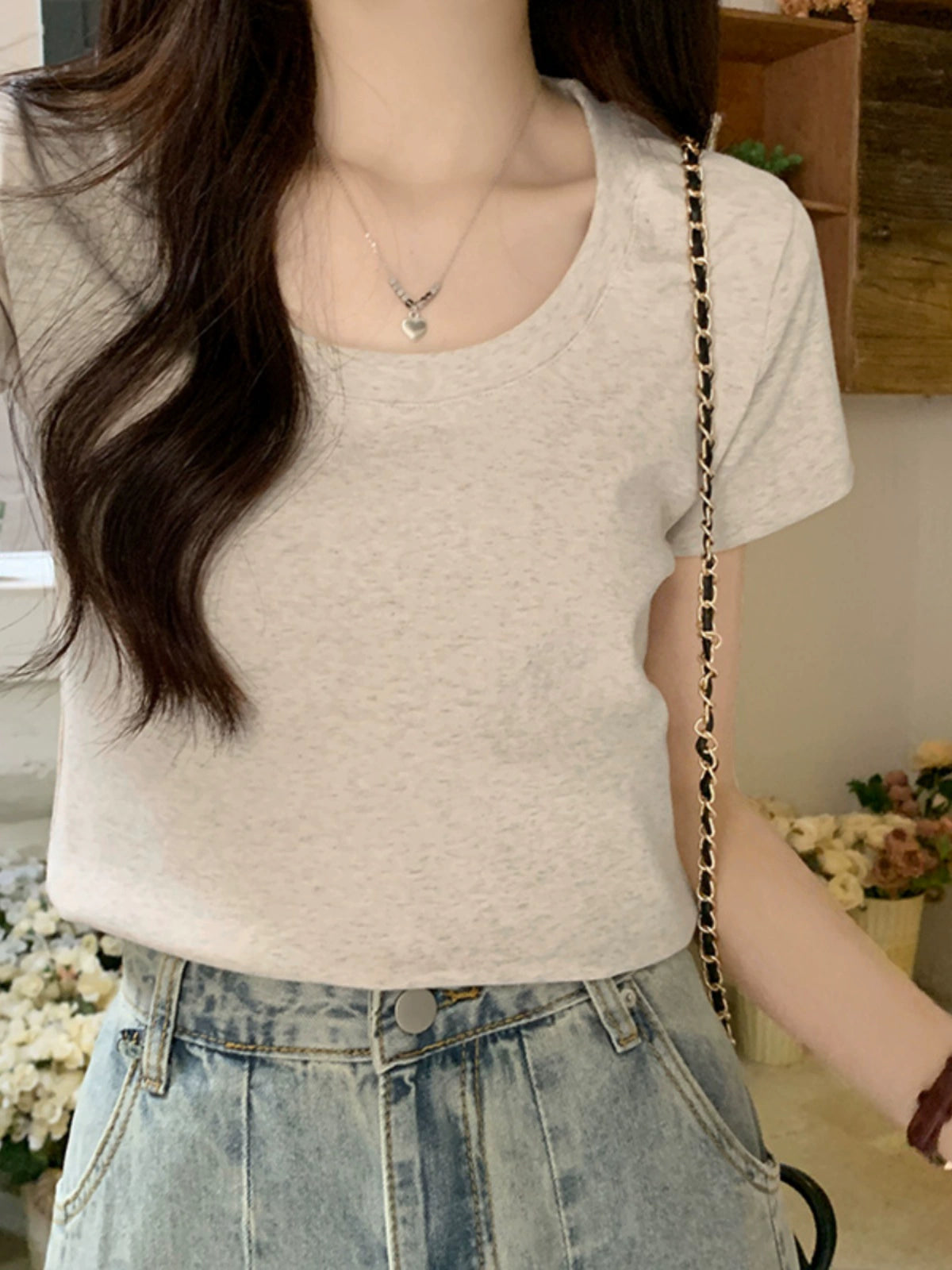 U-Neck Short Sleeve Slim Fit Stylish Solid Color Top T-shirt