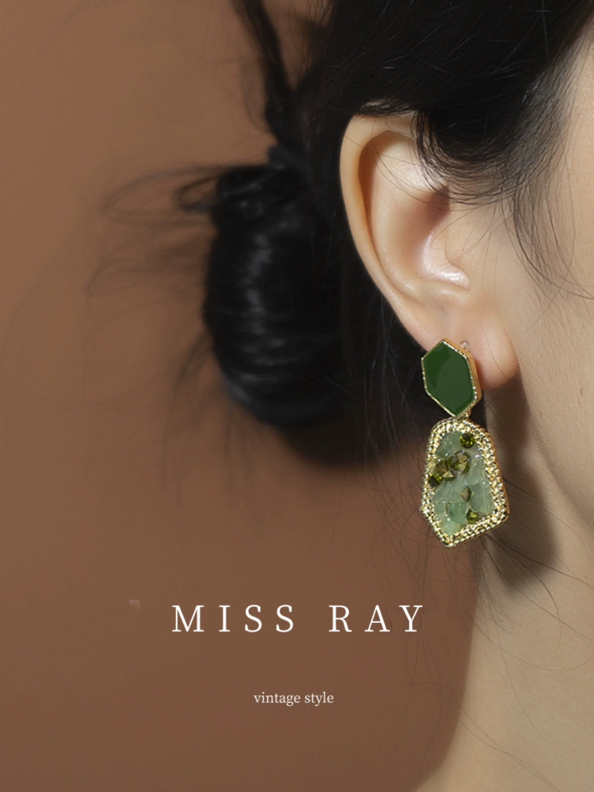 Missray Retro Dark Green Asymmetrical Stone Geometry