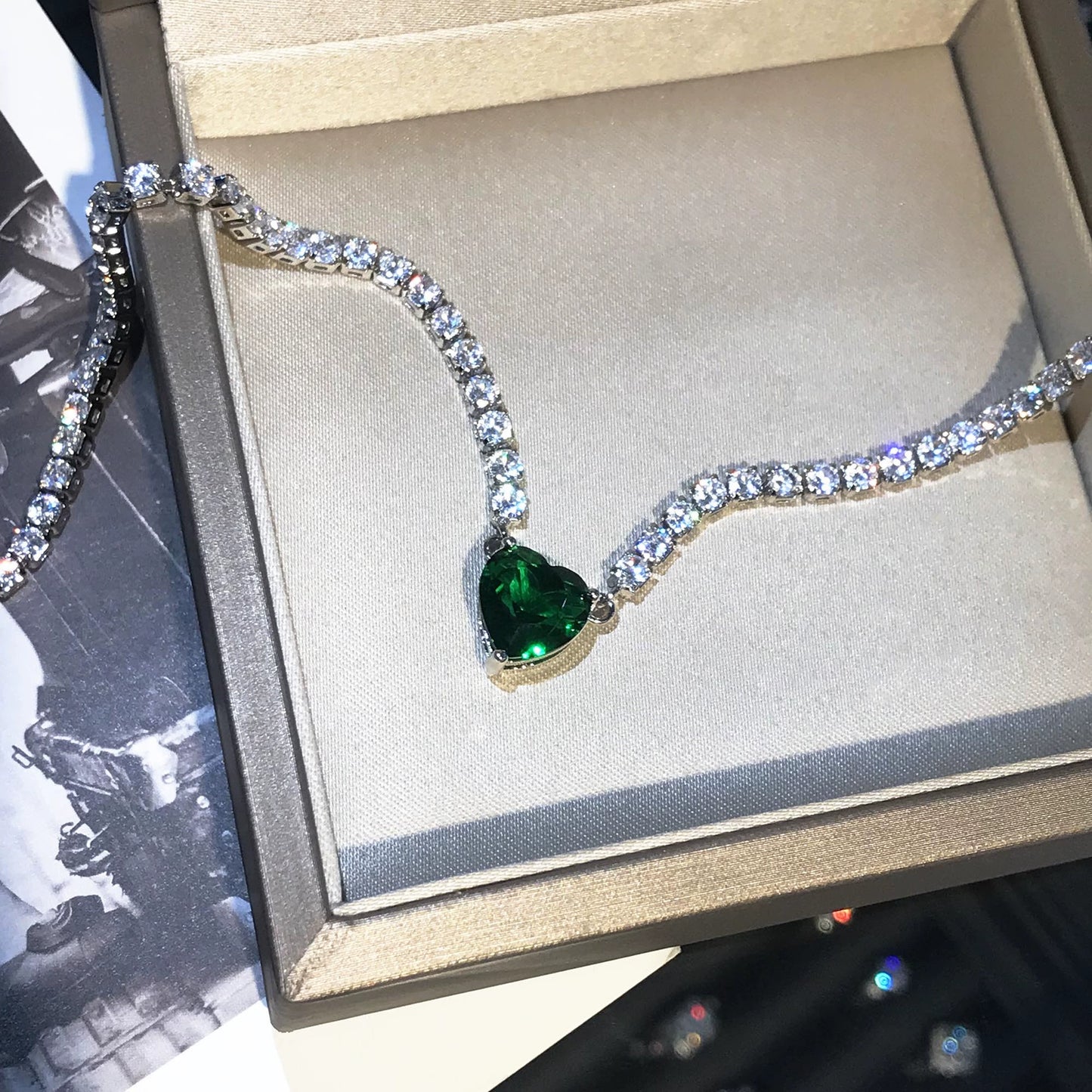 INS Women's Niche Design Necklace Rhinestone