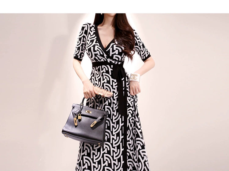 New Spring and Summer One-Piece Print Dress Shoelace Fashion Long Skirt Slim Looking High Elegant V Neck Slim Dress