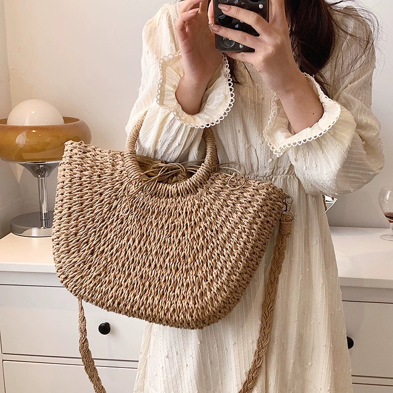 Retro Large Capacity Unique One-Shoulder Straw Bag