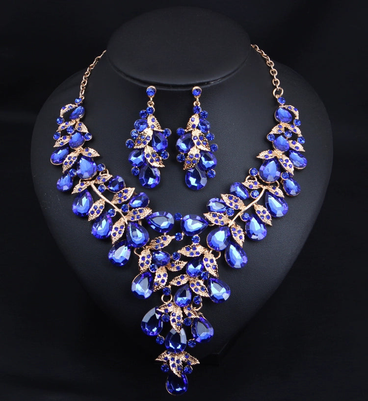 Fashion Crystal Clavicle Chain Women's Curve Photography Gem