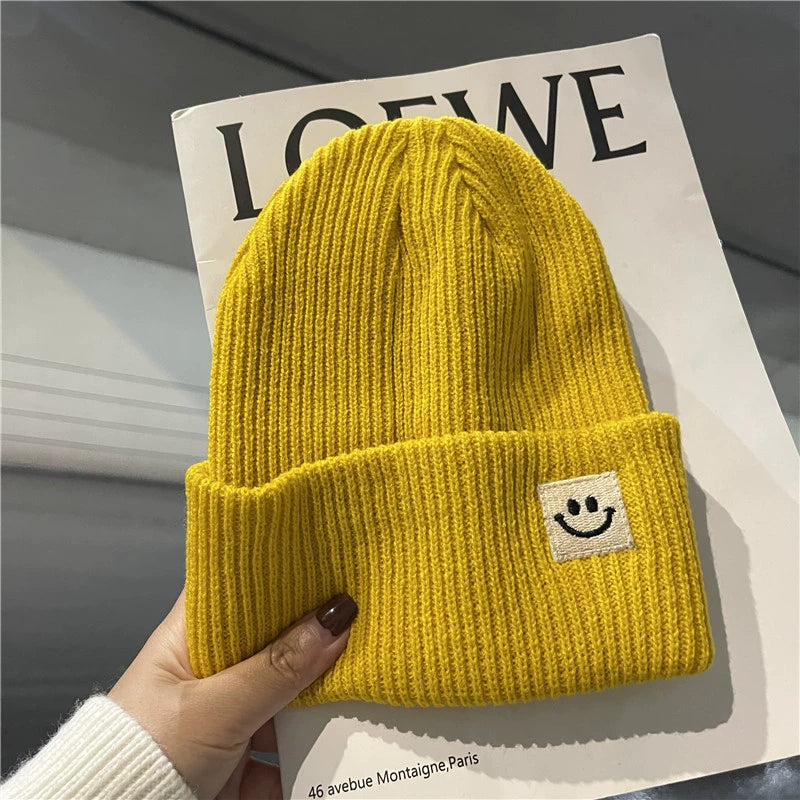 Cute Smiling Face Women's Autumn and Winter Black Wool Hat