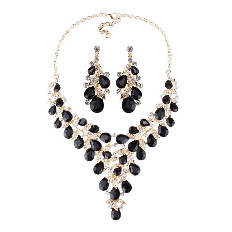Fashion Crystal Clavicle Chain Women's Curve Photography Gem