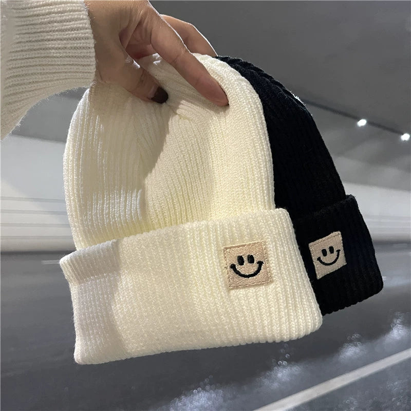 Cute Smiling Face Women's Autumn and Winter Black Wool Hat