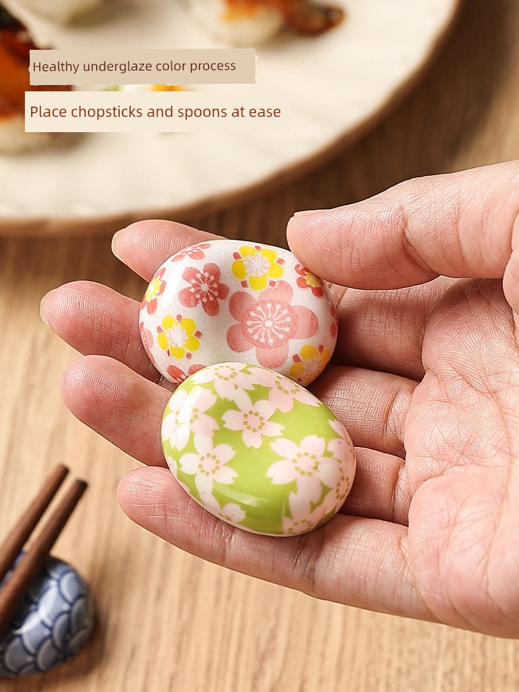 Japanese-Style Chopsticks Shelf Ceramic Chopsticks Pillow Exquisite and Creative Chopstick Holder Household Dining Table Public Chopsticks Chopstick Holder Cute Ornaments