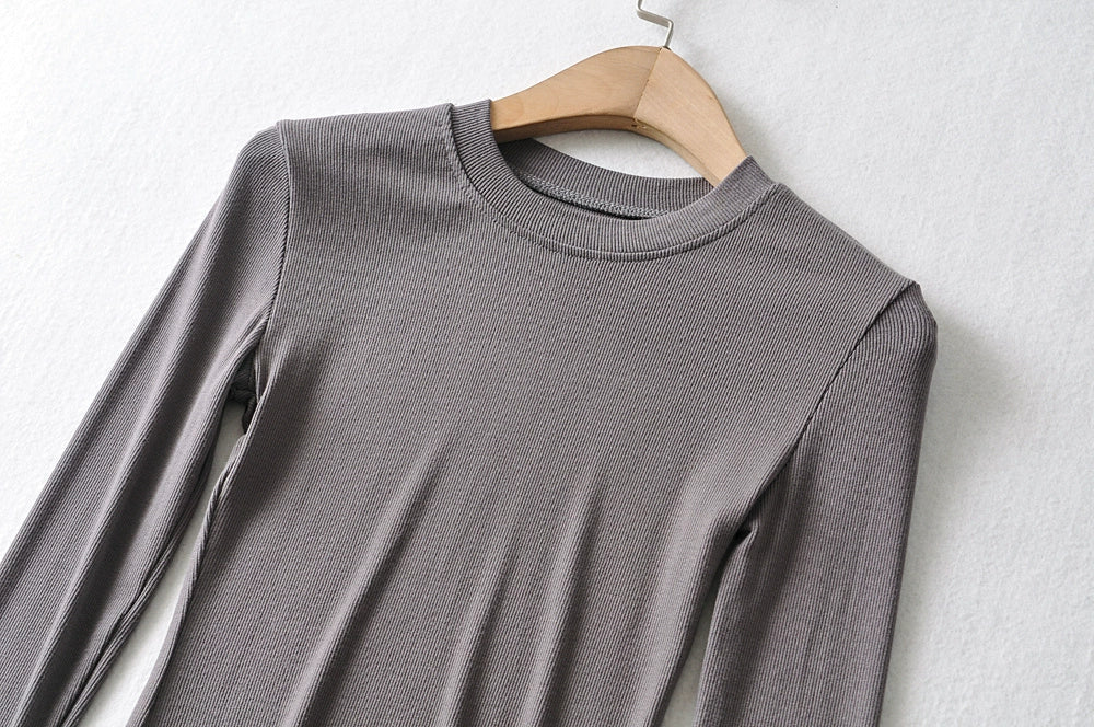 Long Sleeve Slim-Fit T-shirt with Round Neck