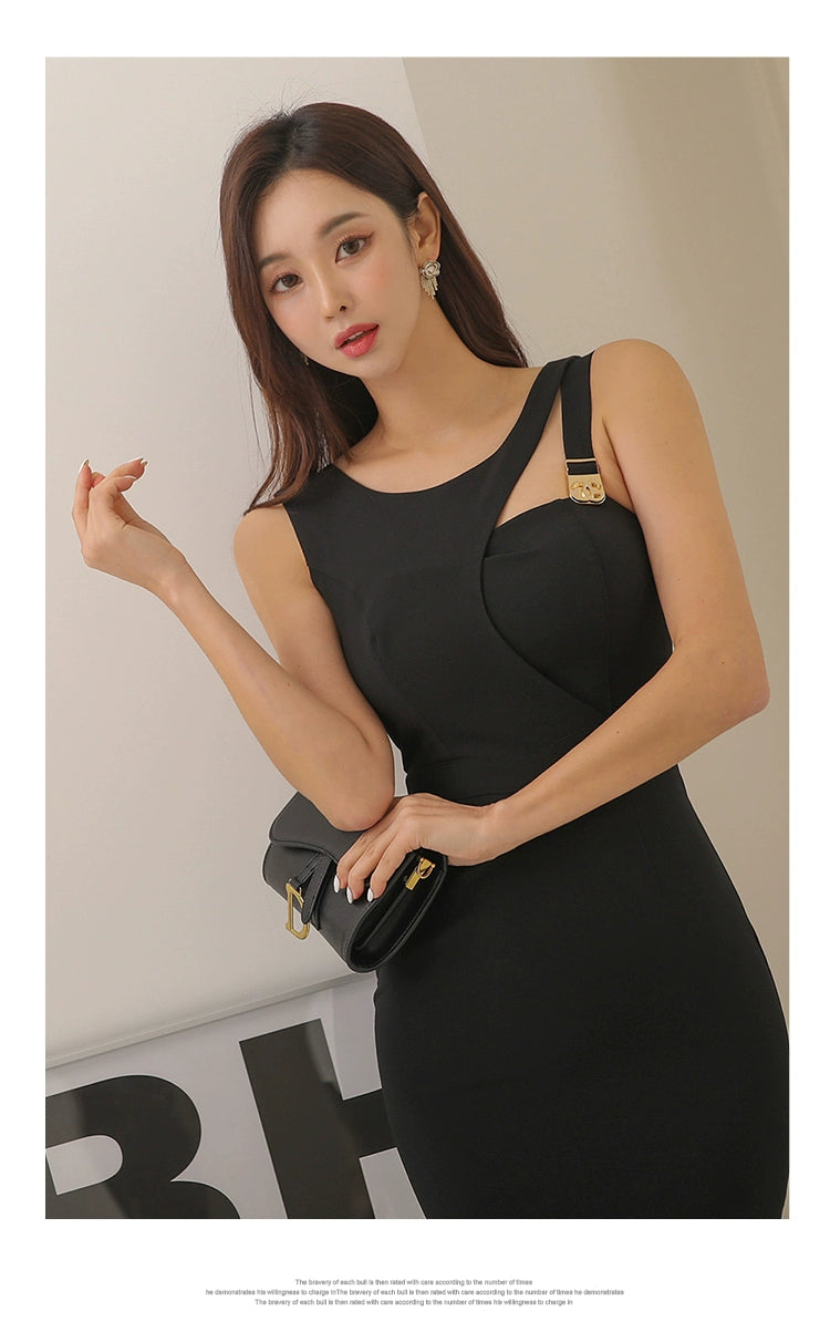 Asymmetric Sleeveless Backless Waist Trimming Slim Fit Dress