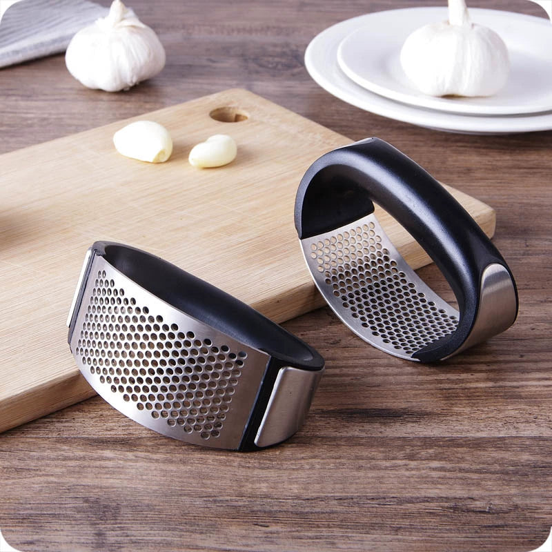 New Arrival Ring Stainless Steel Kitchen Gadget Garlic Press