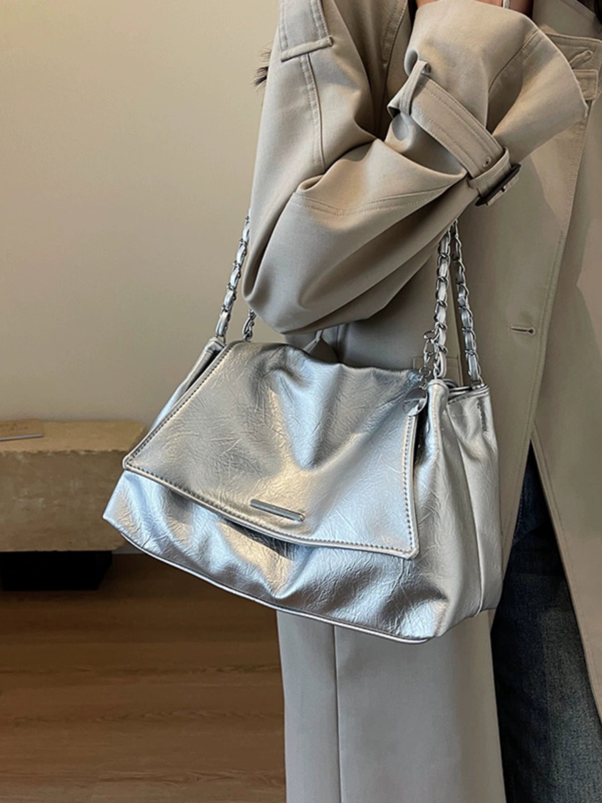 Women's Bag Casual Soft Leather Popular Hot-Selling Product Silver Chain