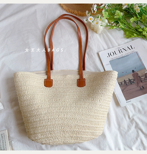 Women's French-Style One-Shoulder Seaside Holiday Straw Woven Bag