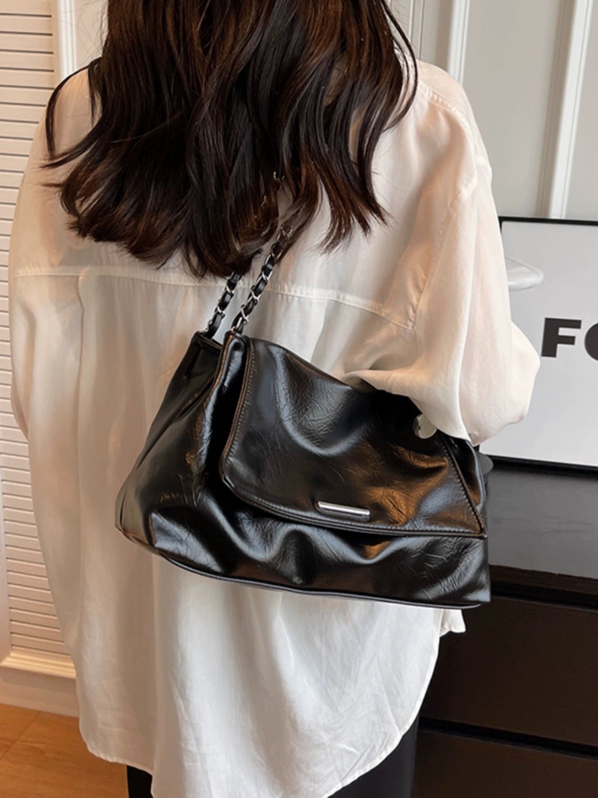 Women's Bag Casual Soft Leather Popular Hot-Selling Product Silver Chain