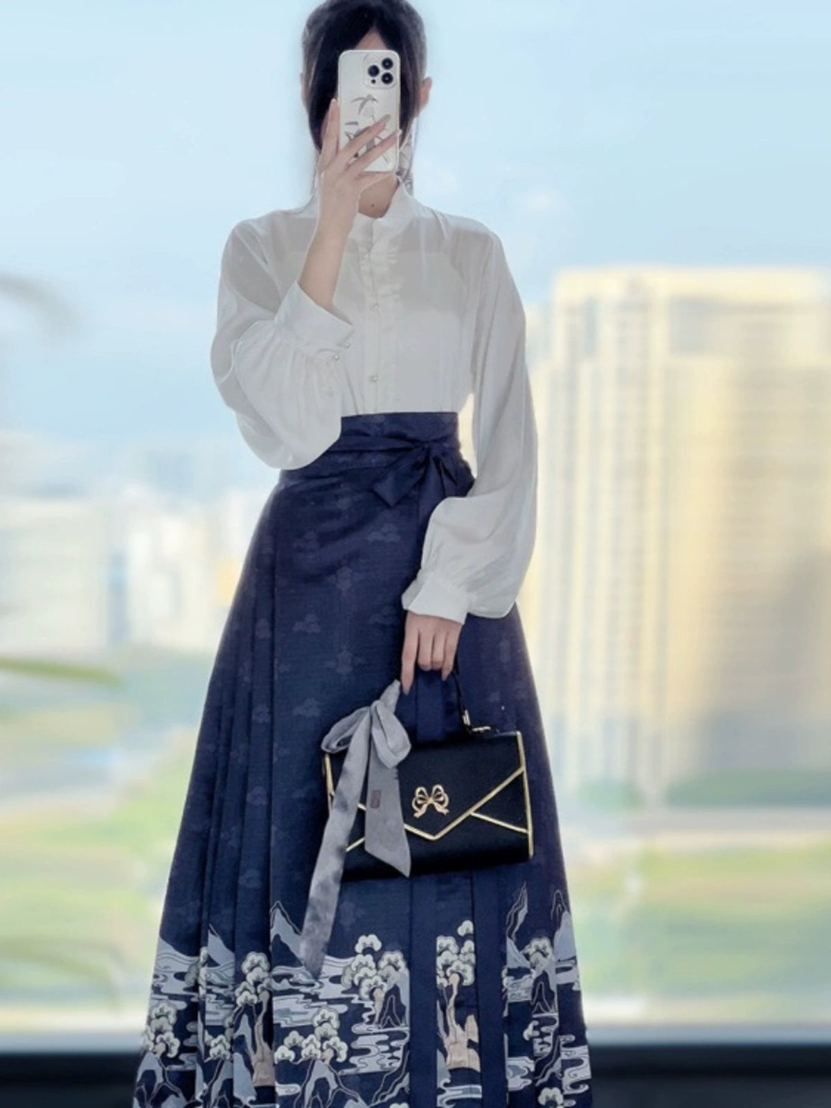 A Beautiful Land Ming Collar Daily Horse-Face Skirt Hanfu