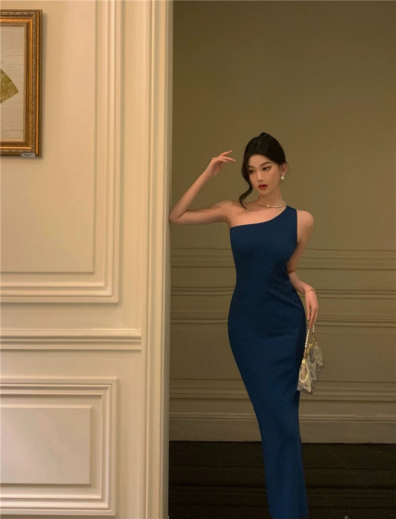 Elegant Socialite Slim-Fit Oblique Shoulder Sheath Summer Little Dress