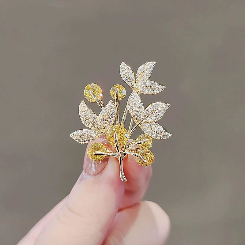 Women's Refined Zircon Fixed Summer Thin Small Brooch