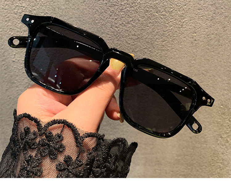 Retro Korean Type New Arrival Sun Shade Small Square Box Sunglasses for Women Trendy Stylish Men Couple round Face Internet Celebrity Fashionable Sunglasses