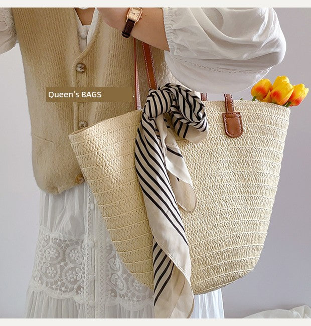 Women's French-Style One-Shoulder Seaside Holiday Straw Woven Bag