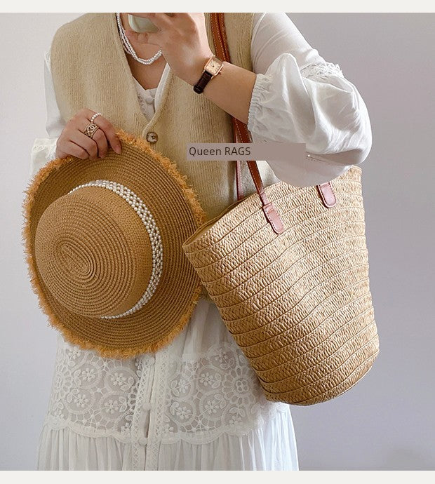 Women's French-Style One-Shoulder Seaside Holiday Straw Woven Bag