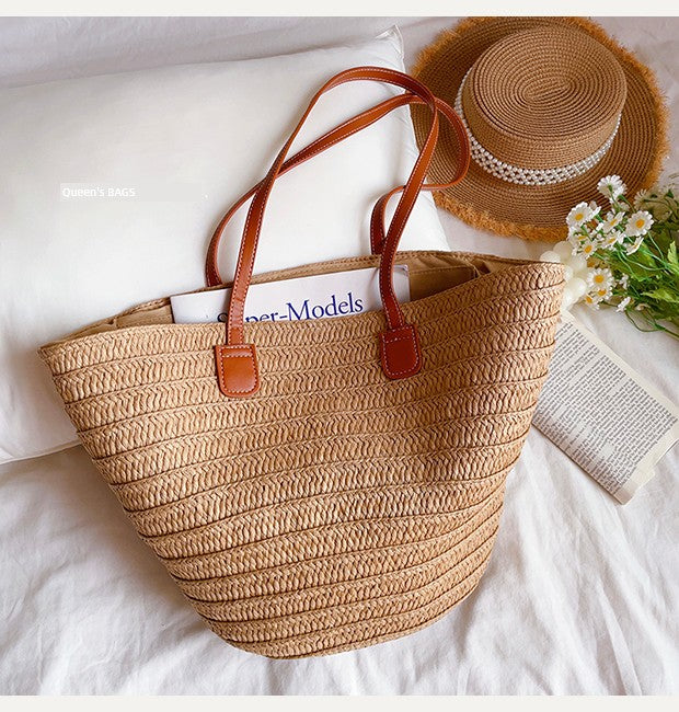 Women's French-Style One-Shoulder Seaside Holiday Straw Woven Bag