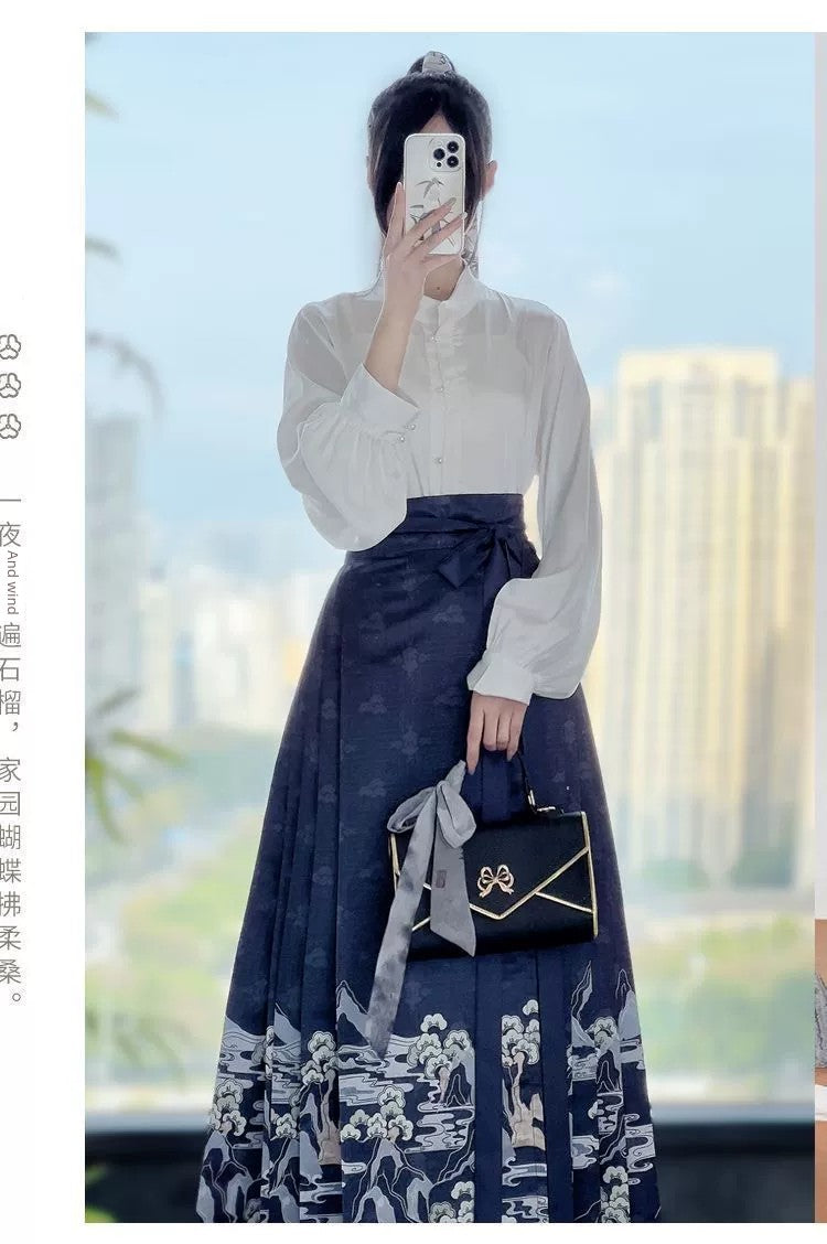 A Beautiful Land Ming Collar Daily Horse-Face Skirt Hanfu