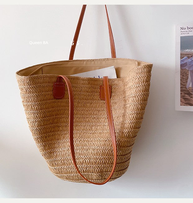 Women's French-Style One-Shoulder Seaside Holiday Straw Woven Bag