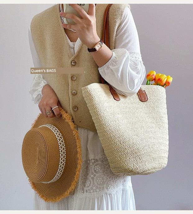 Women's French-Style One-Shoulder Seaside Holiday Straw Woven Bag