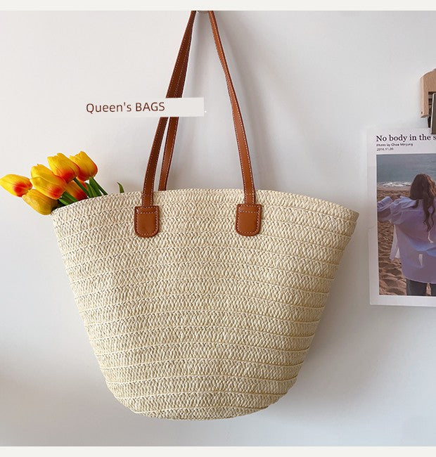 Women's French-Style One-Shoulder Seaside Holiday Straw Woven Bag