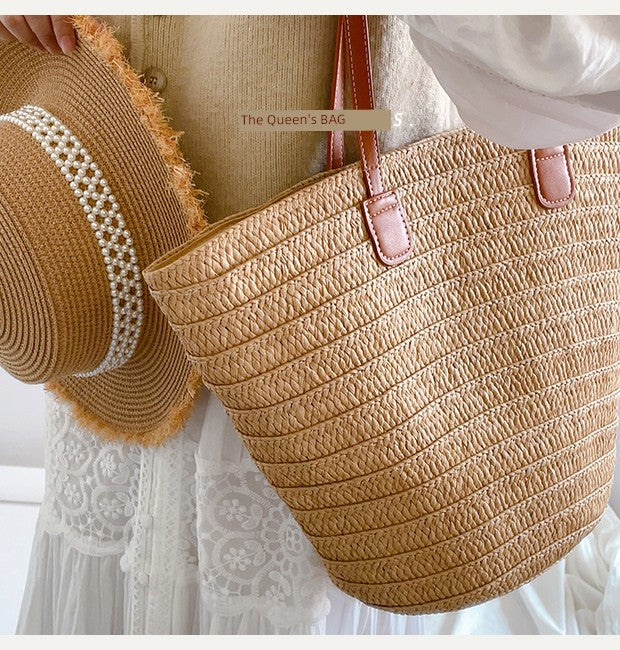 Women's French-Style One-Shoulder Seaside Holiday Straw Woven Bag